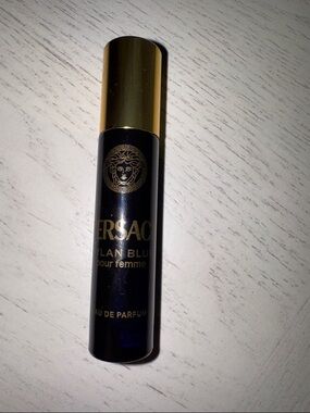 Versace Dylan Blue Pour Femme travel spray box 5 ml Navy & Gold